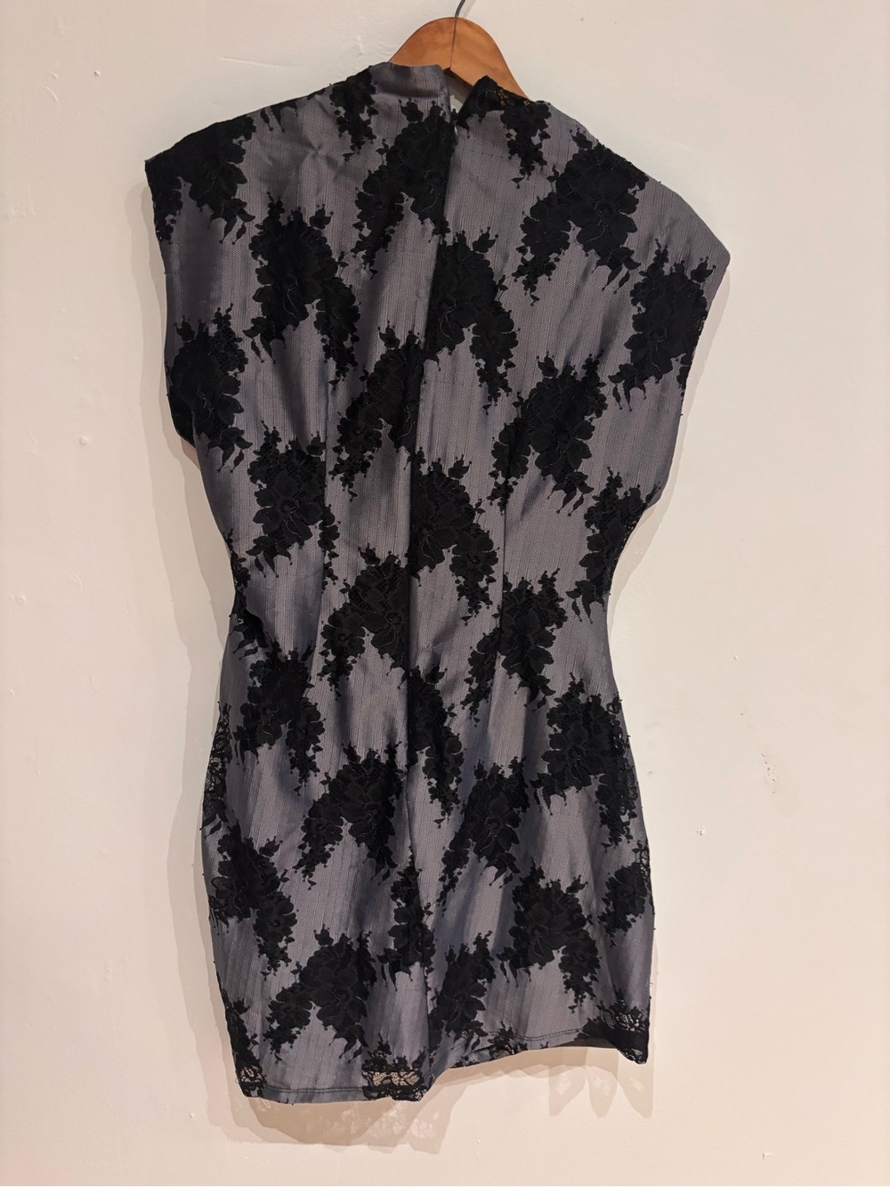 NWT Anthropologie The Maya Ruched Cowl-Neck Dress: Lace Mini Edition size 6P - Picture 5 of 5